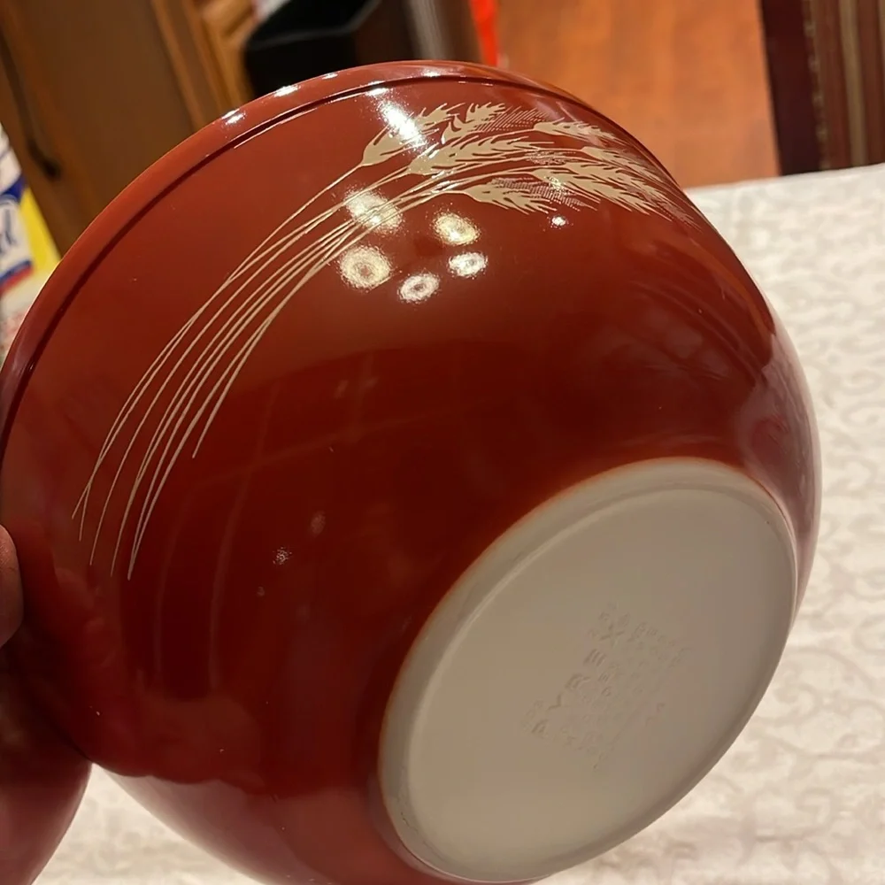 Vintage Pyrex  bowl 403 2.5 QT ovenware Corning NY USA